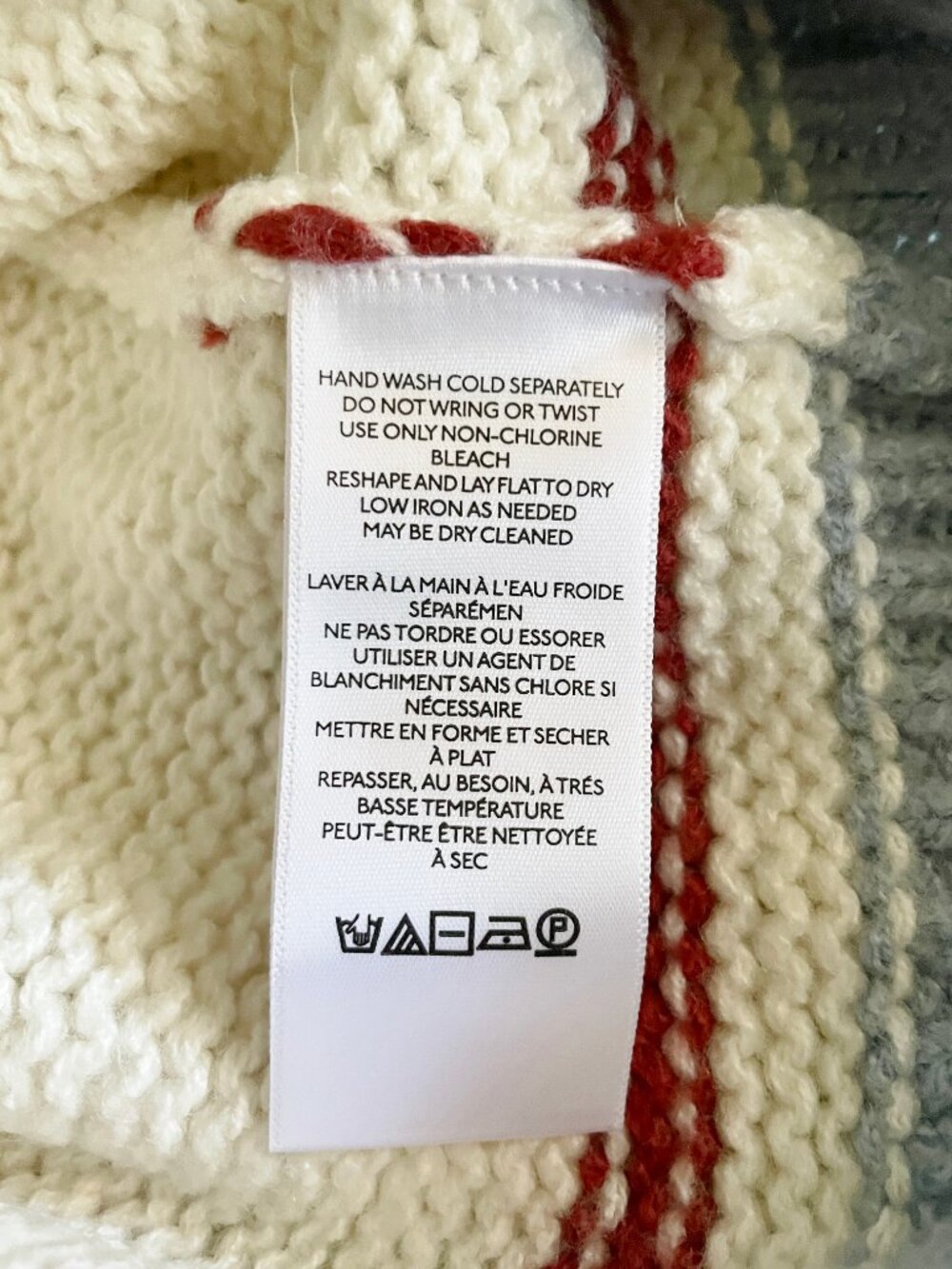 Urban Outfitters BDG Lizzie Alaska Husky Graphic Quarter Zip Pullover Sweater S - Picture 10 of 14